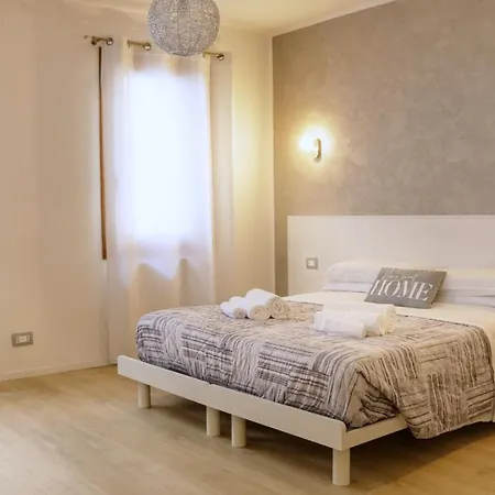 Apartment Theglasshouse Venice