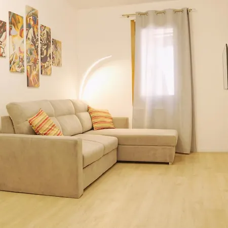 Theglasshouse Apartment *